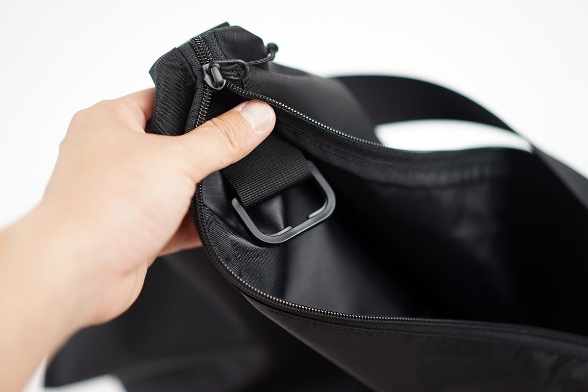 F137 Kangaroo Bag Large