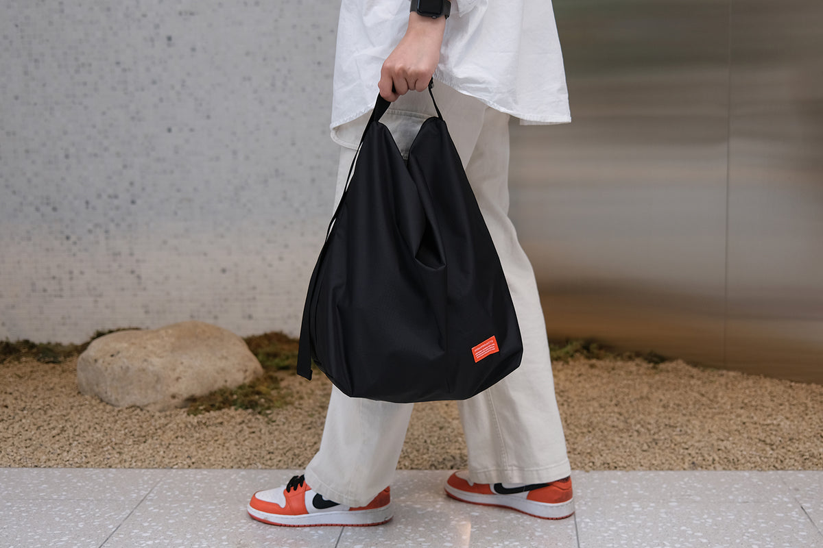 F137 Kangaroo Bag Large