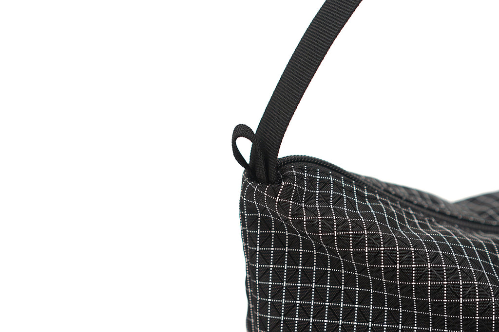 F137 Kangaroo Bag Mini