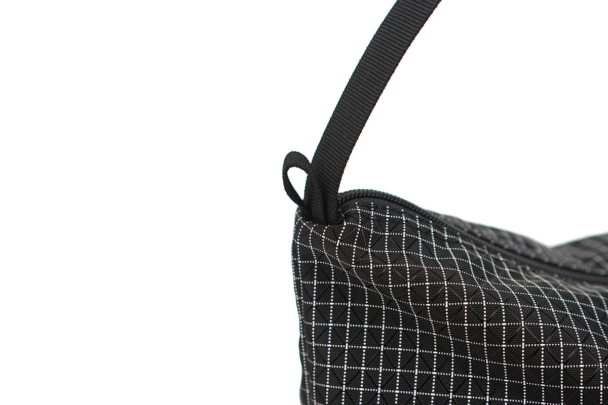 F137 Kangaroo Bag Mini