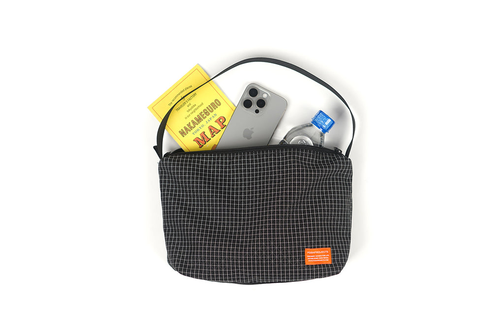 F137 Kangaroo Bag Mini