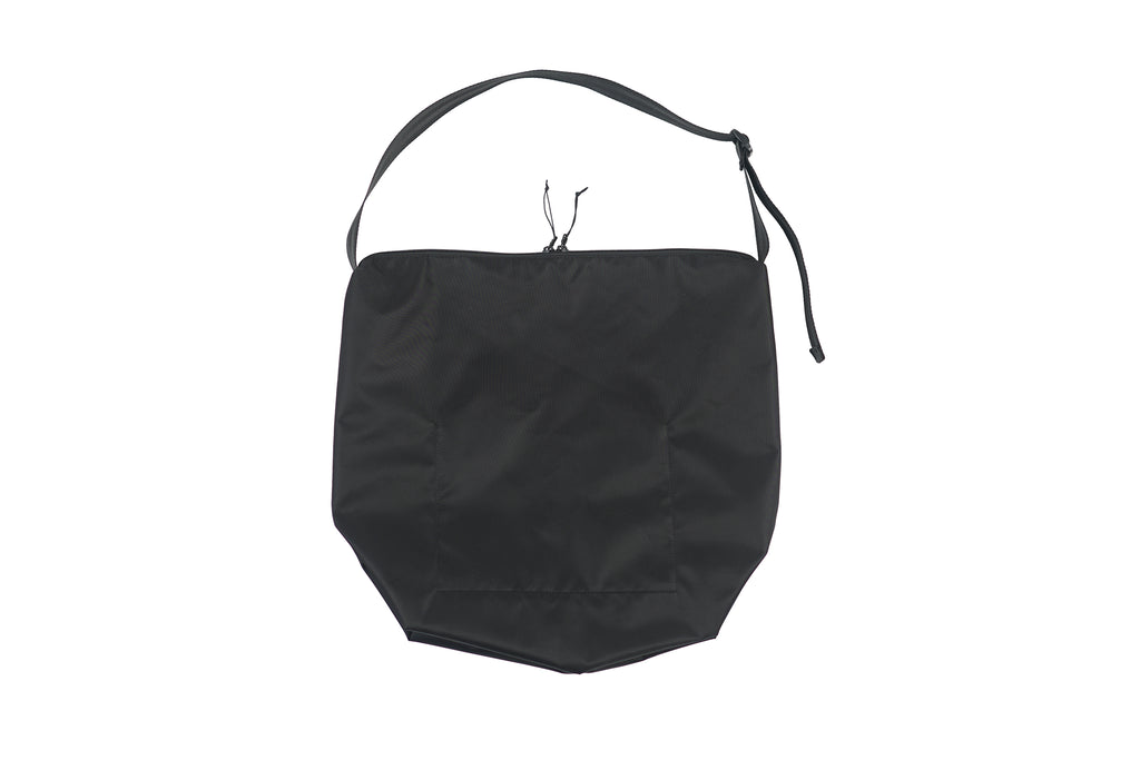 RJ137 KANGAROO BAG LARGE BLACK