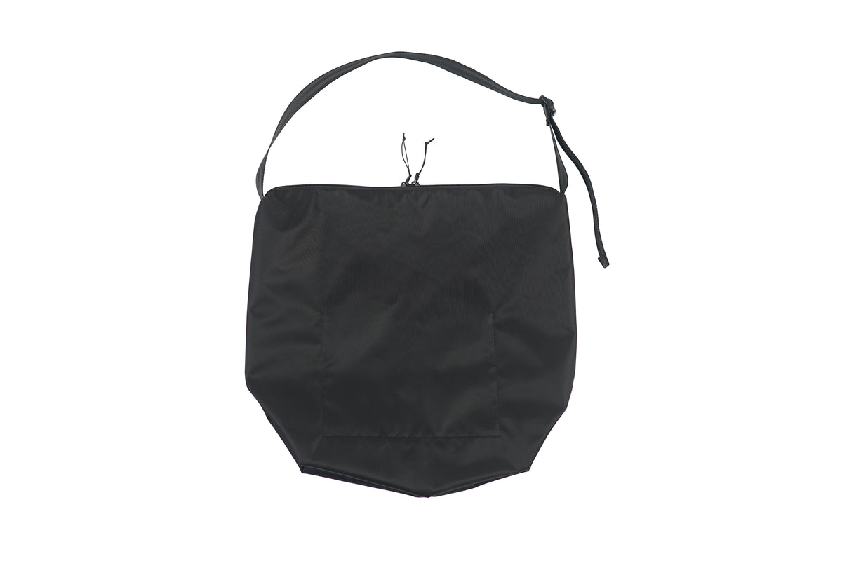 RJ137 KANGAROO BAG LARGE BLACK