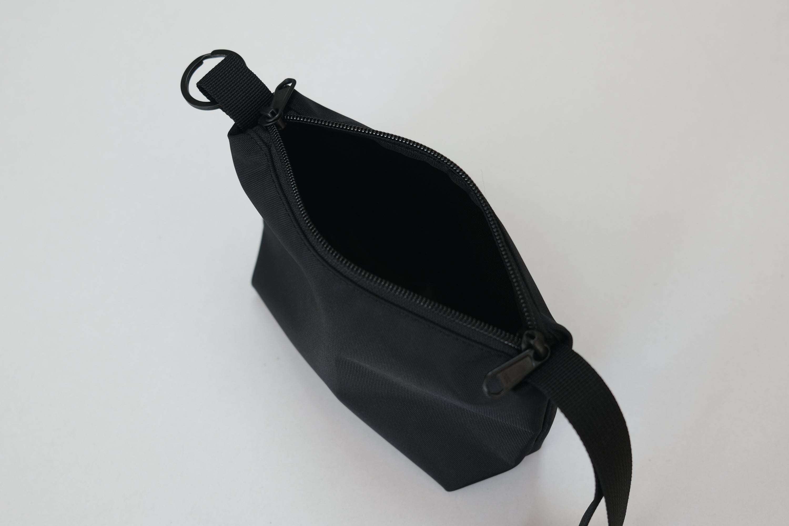 C212 KOALA DAILY POUCH BLACK