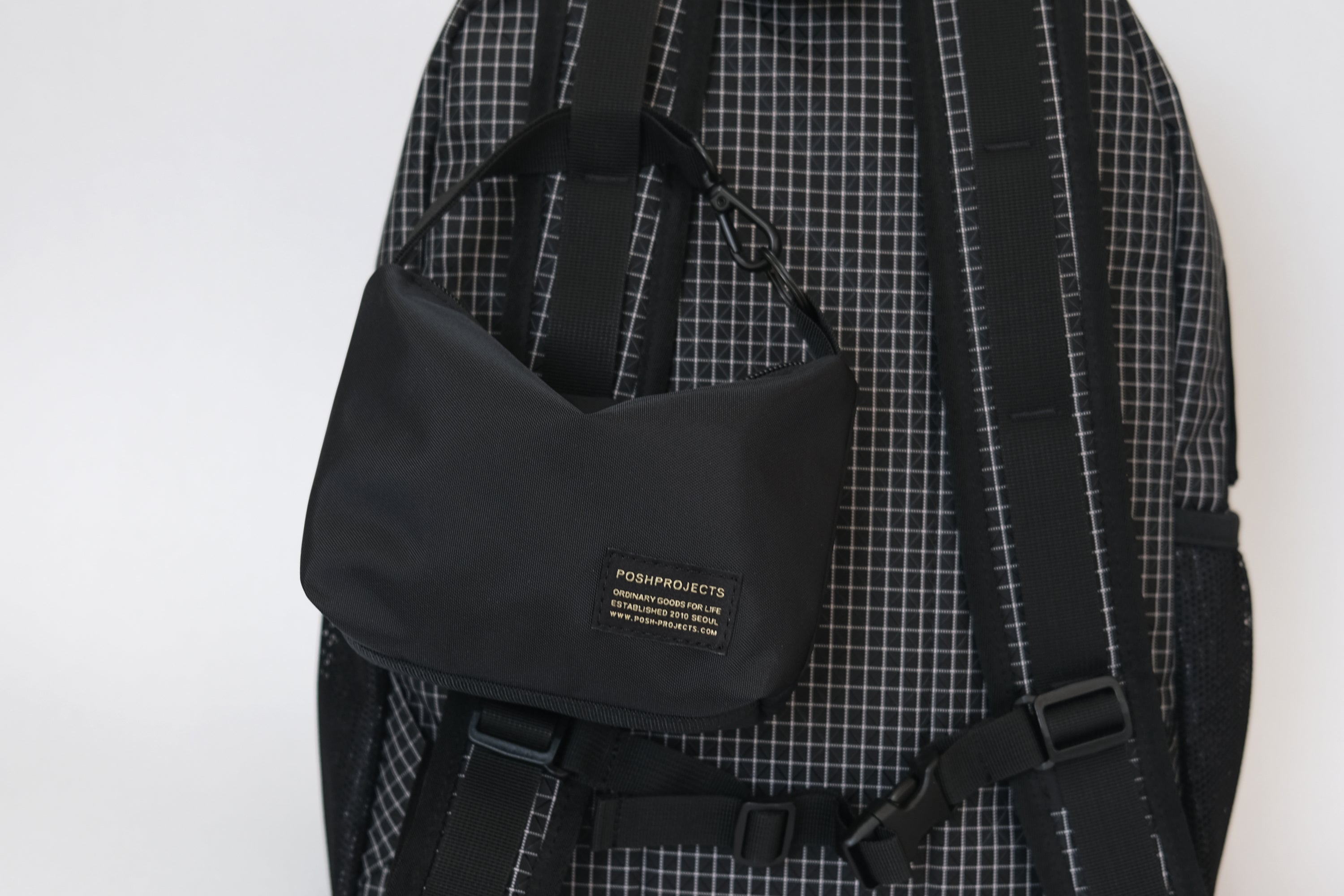 C212 KOALA DAILY POUCH BLACK
