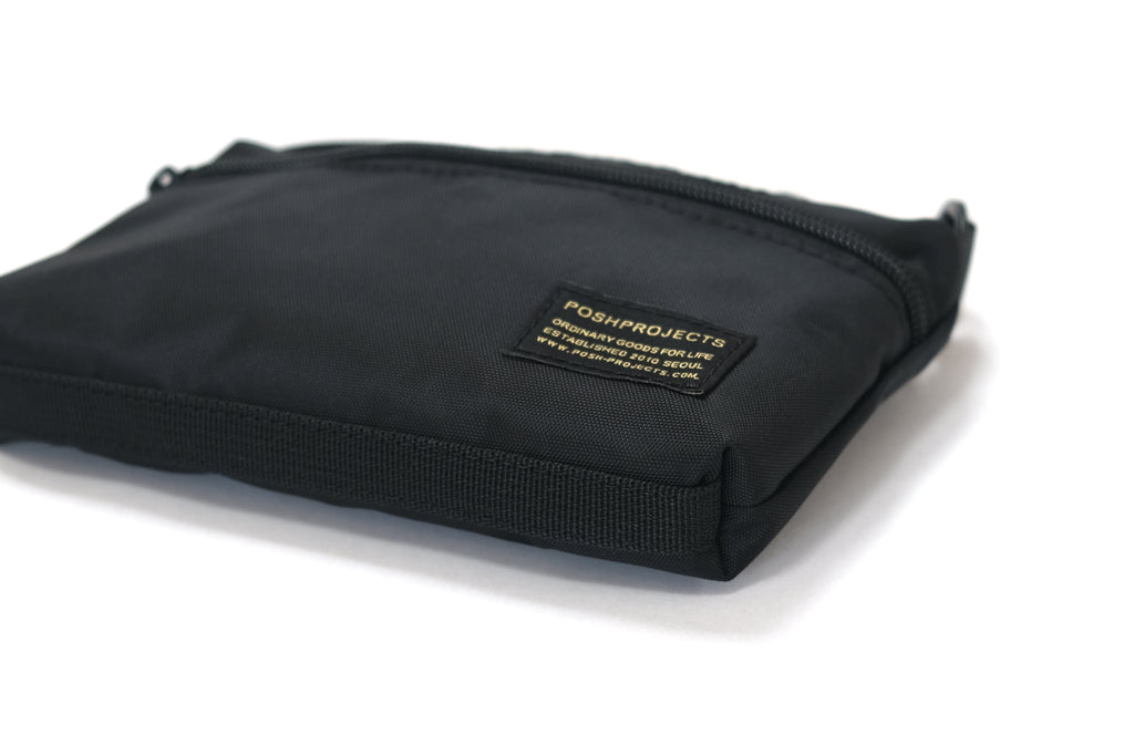 C212 KOALA AIRPORT POUCH BLACK