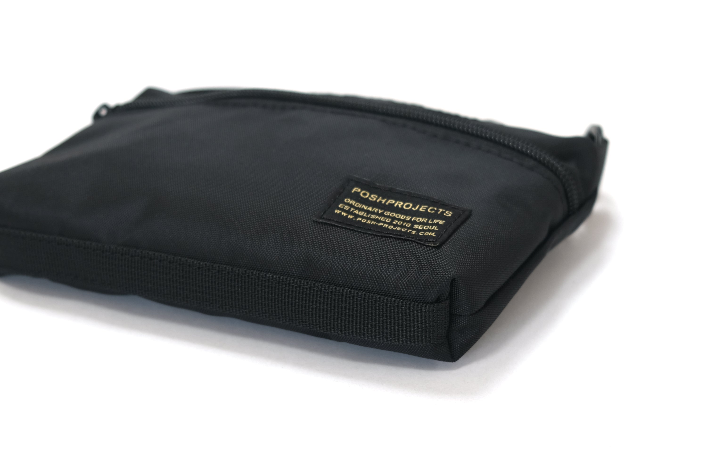 C212 KOALA AIRPORT POUCH BLACK