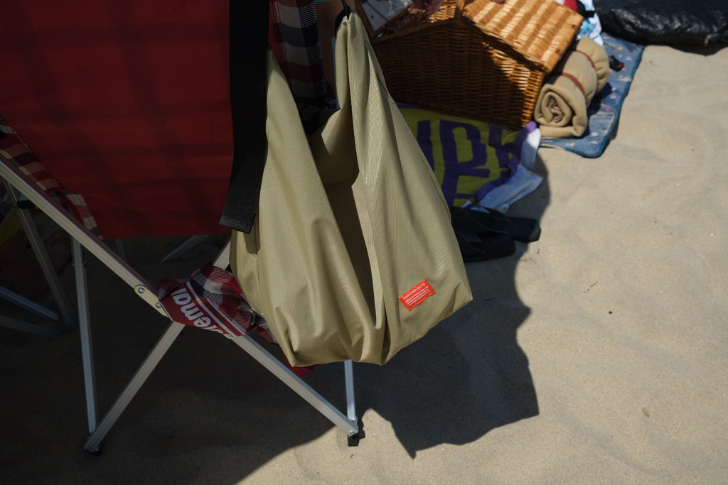 F137 Kangaroo Bag Large