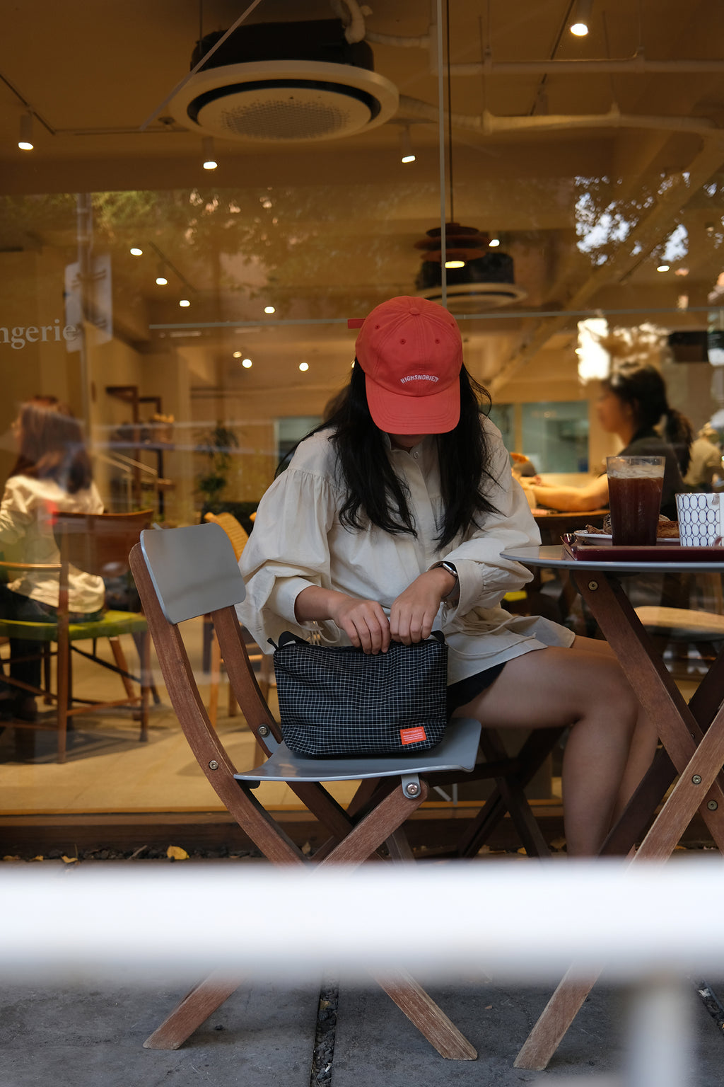 F137 Kangaroo Bag Mini